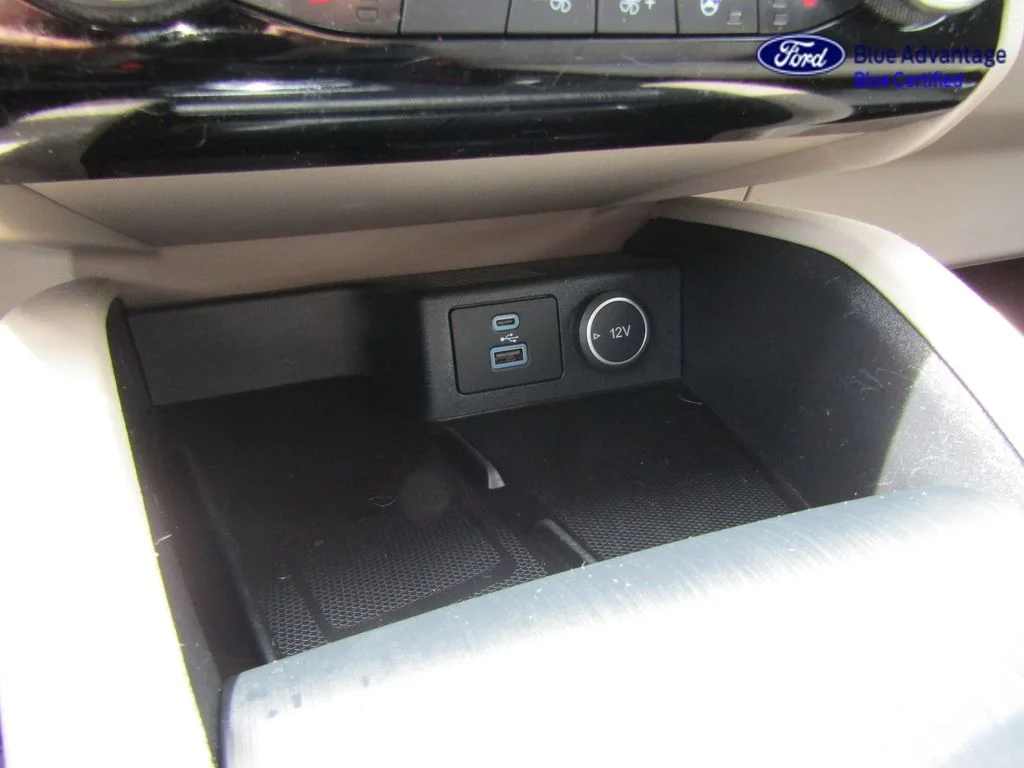Certified Used 2021 Star White Ford SEL image 39