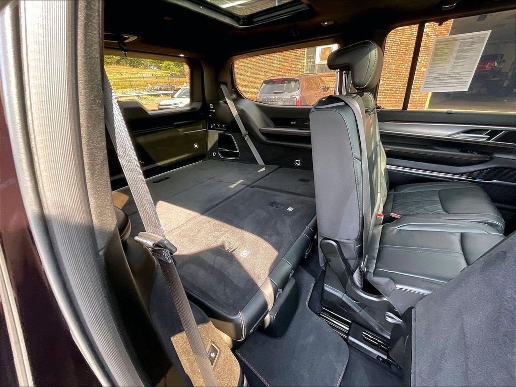 Used 2023 Brown Jeep Series III image 16