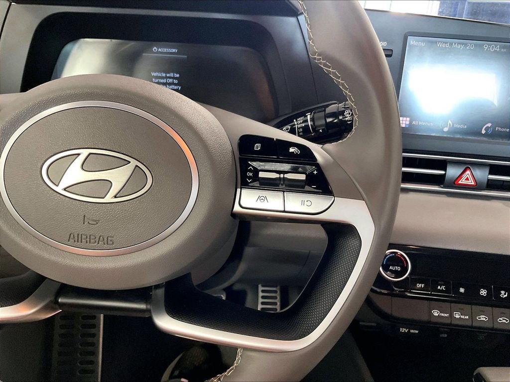 Used 2025 Red Hyundai SEL Sport image 23