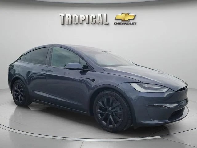 Used 2022 Gray Tesla Plaid image 7