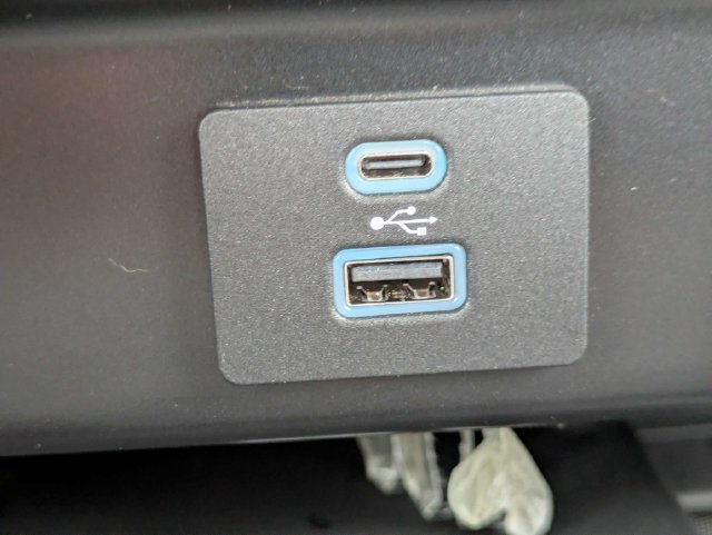 Used 2021 White Ford XL image 18