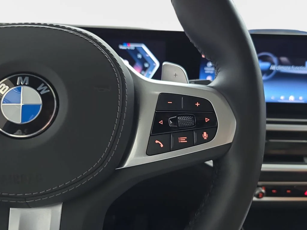 Used 2024 Brooklyn Gray Metallic BMW xDrive40i image 18