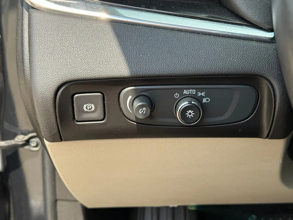 Used 2019 Gray Buick Essence image 18