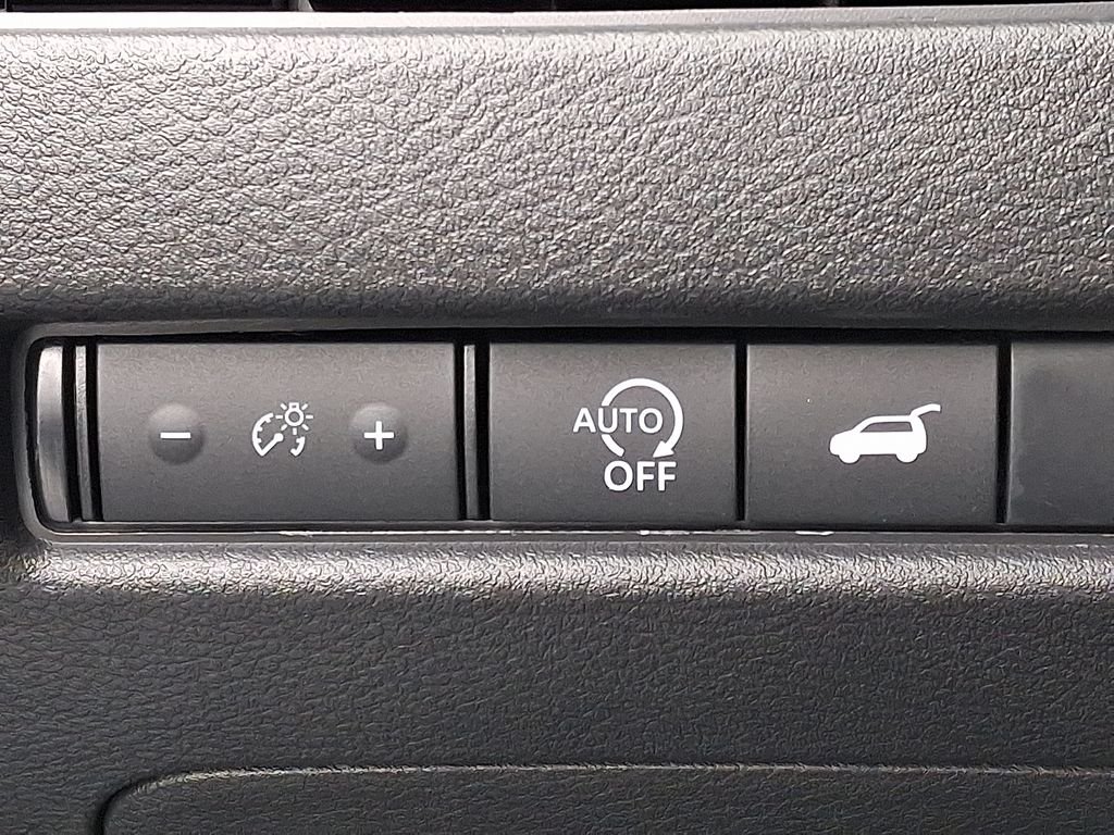 2026 Nissan Rogue — photo 17