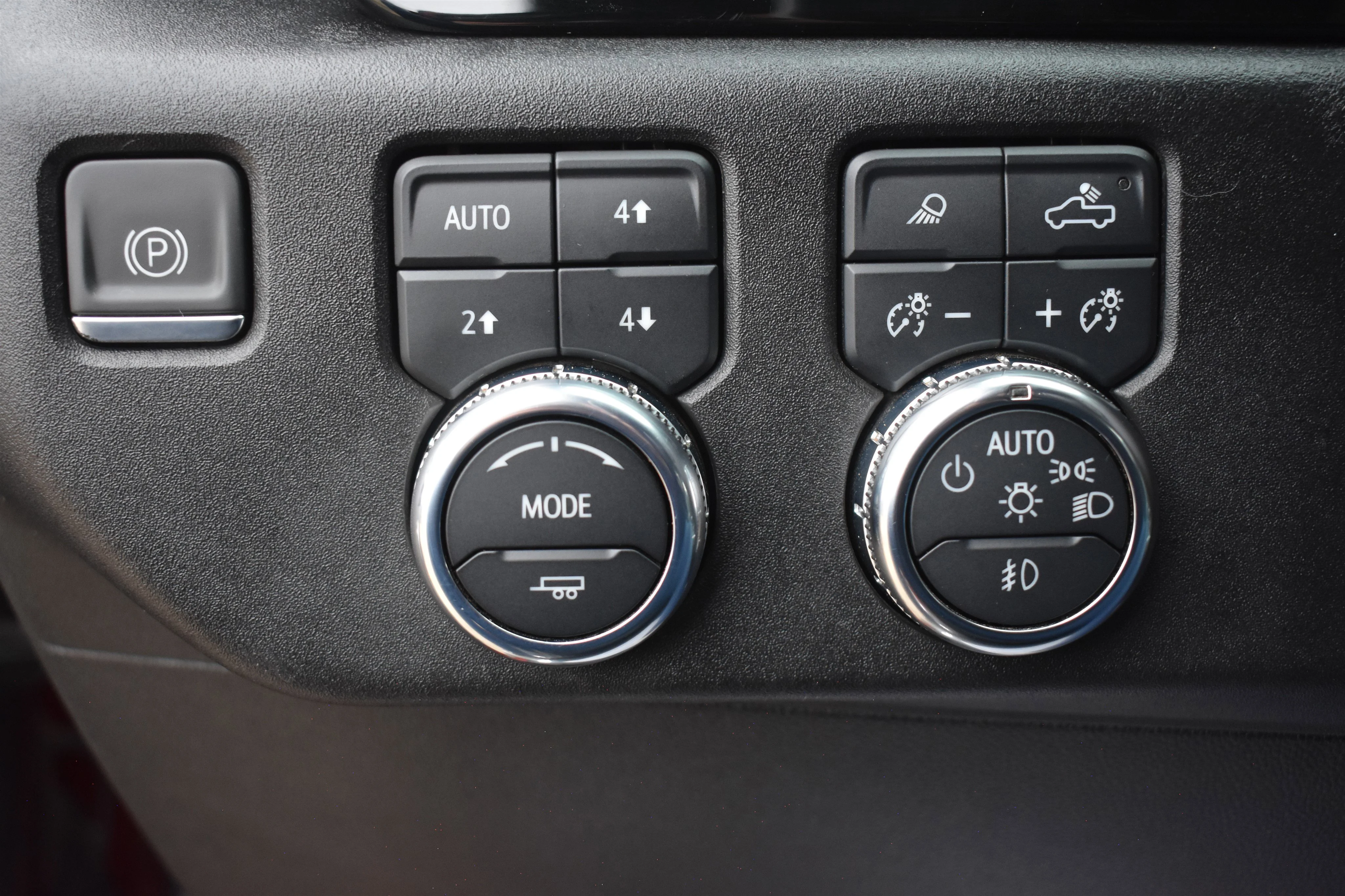 2023 GMC Sierra 1500 SLT - Photo 30