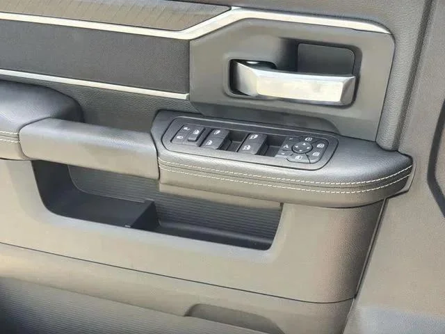 2026 RAM 3500 Big Horn - Photo 26