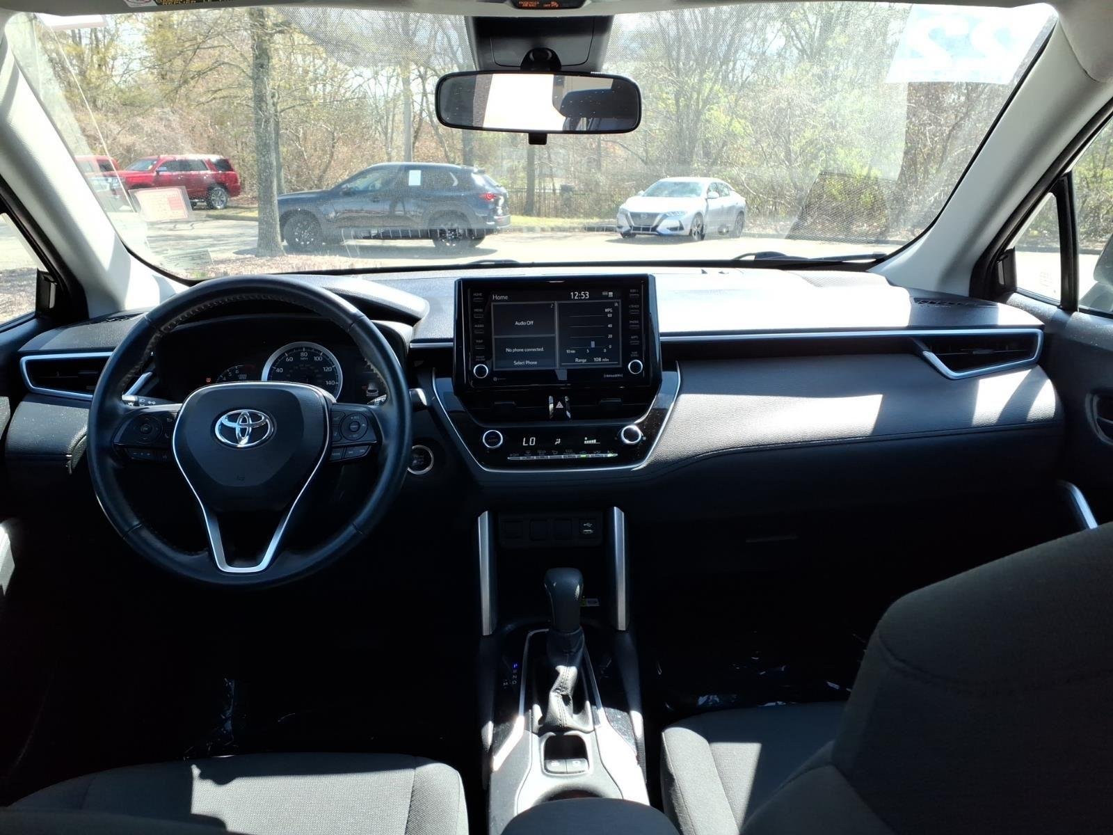 2022 Toyota Corolla Cross LE - Photo 36