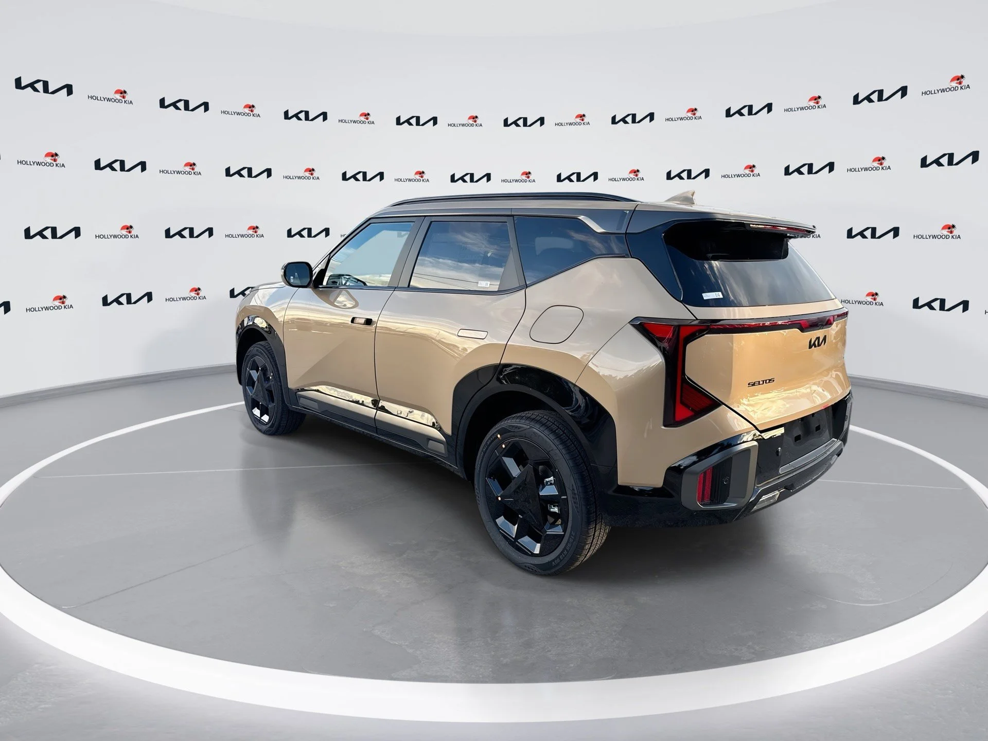 New 2027 Terrain Brown Kia X-Line S image 6