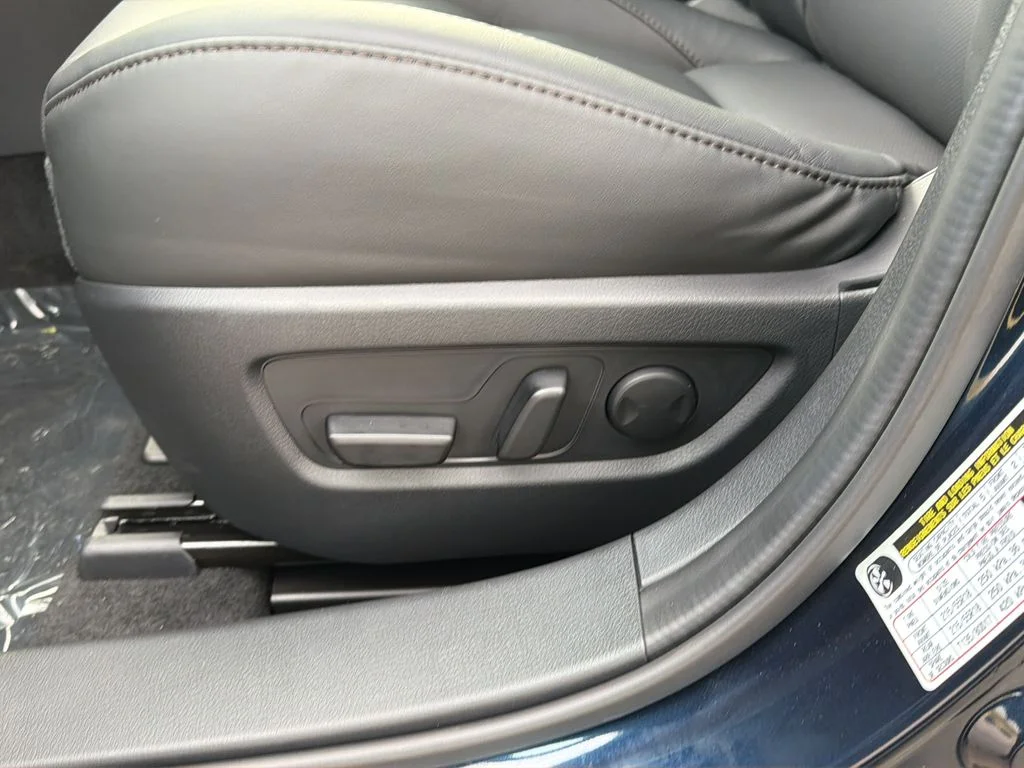 Used 2026 Blue Mazda 2.5 S Premium image 31