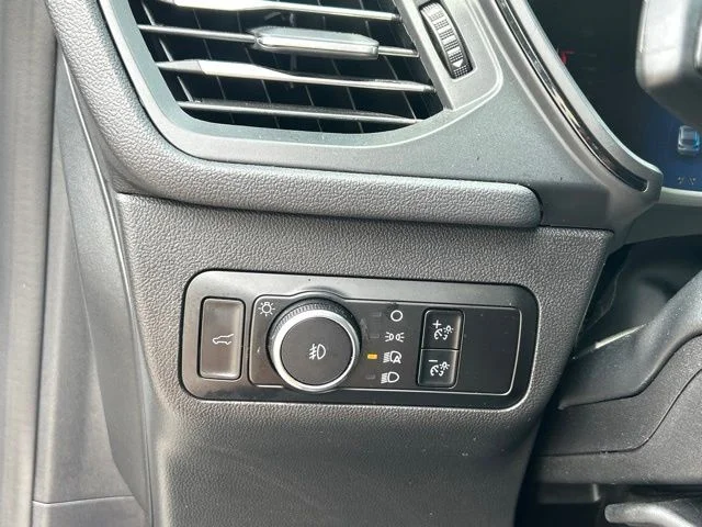 Used 2025 Silver Ford ST-Line Select image 32