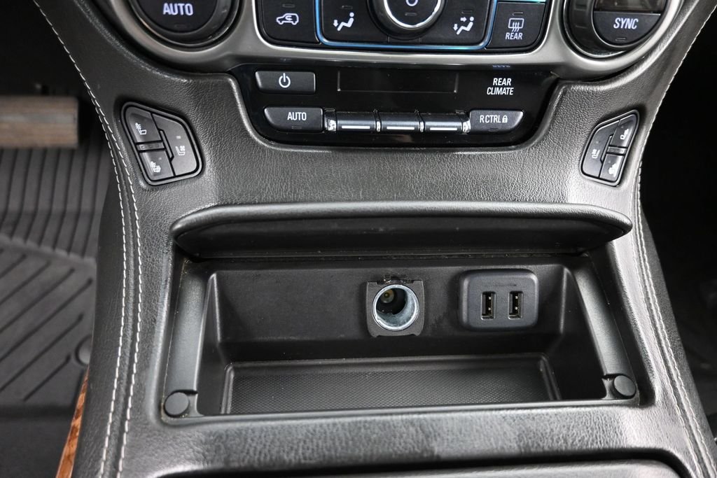 Used 2020 White Chevrolet Premier image 24