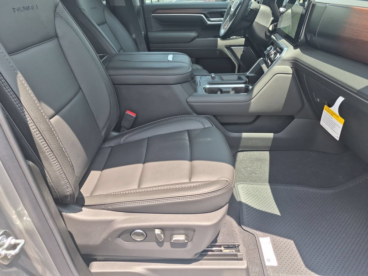 2026 GMC Sierra 2500HD Denali - Photo 27