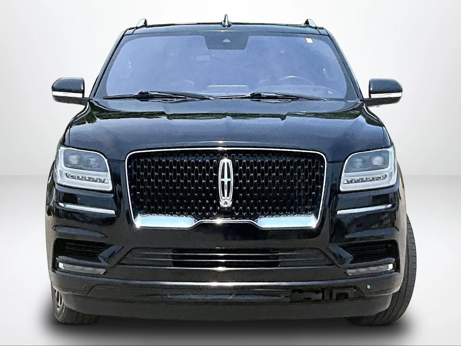 Used 2020 Black Lincoln Reserve image 4