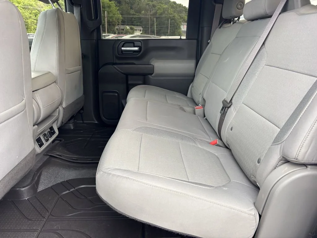 Used 2020 SUMMIT WHITE Chevrolet LT image 20