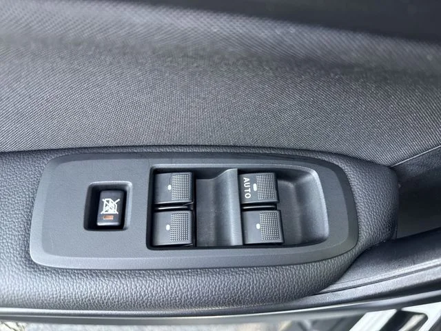 Used 2023 White Ford XLT image 29