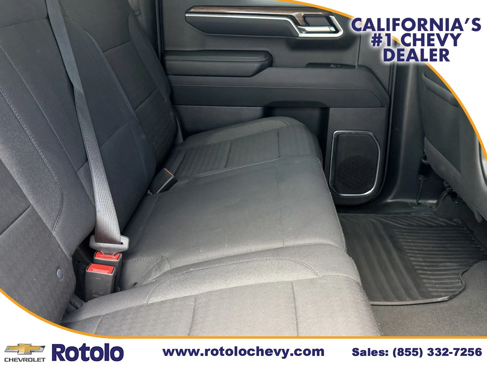 Used 2025 Summit White Chevrolet LT image 10