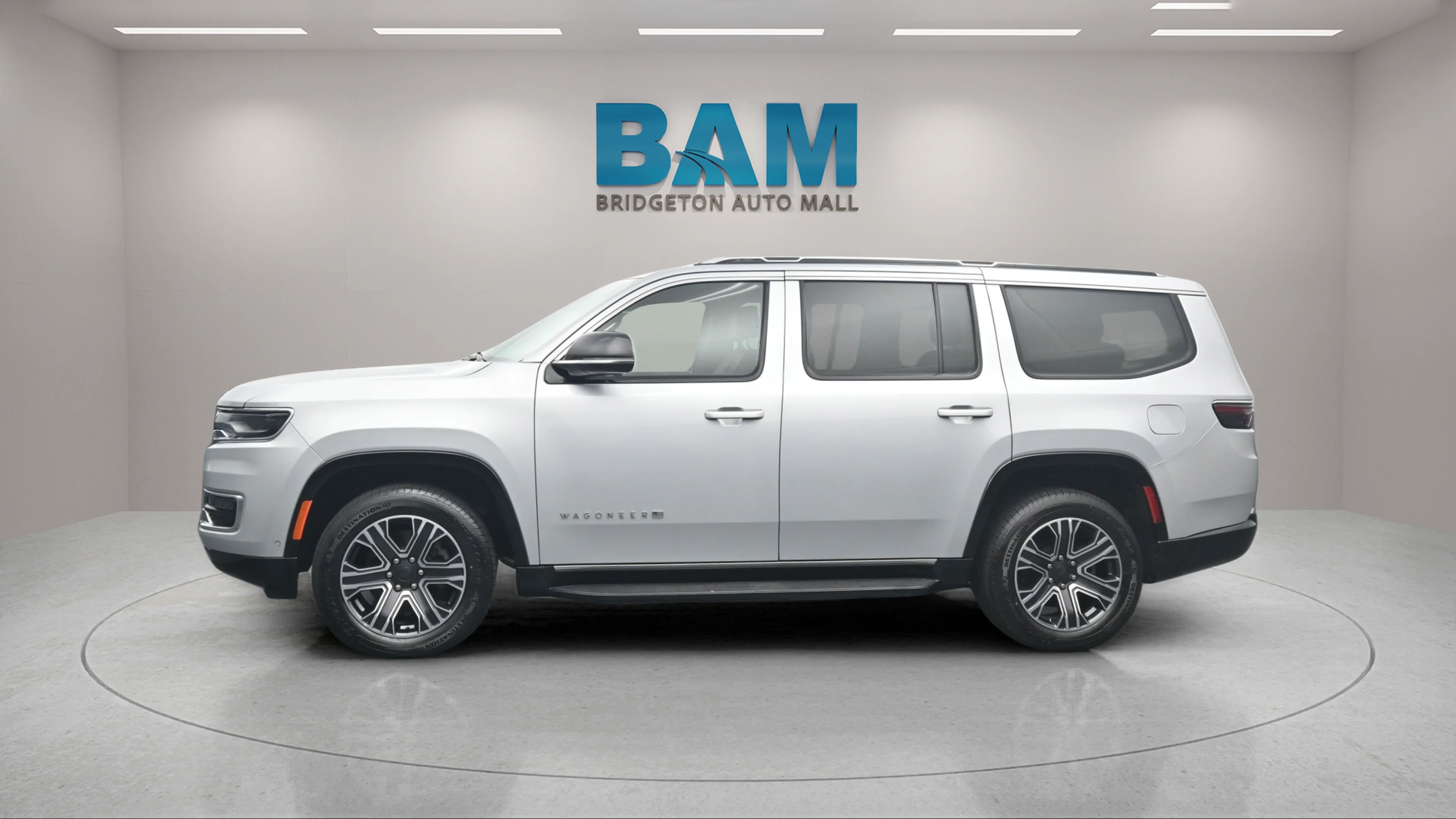 Used 2024 Silver Zynith Jeep Series II image 4