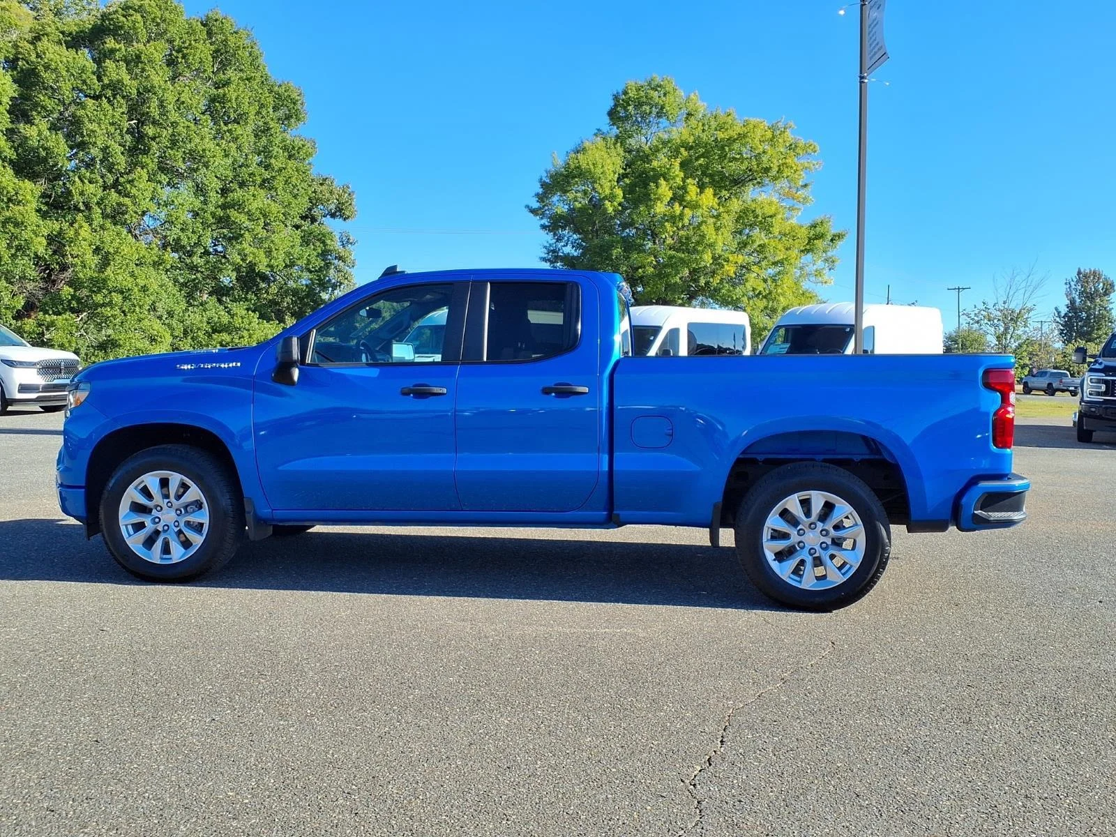 Used 2025 Riptide Blue Metallic Chevrolet Custom image 3