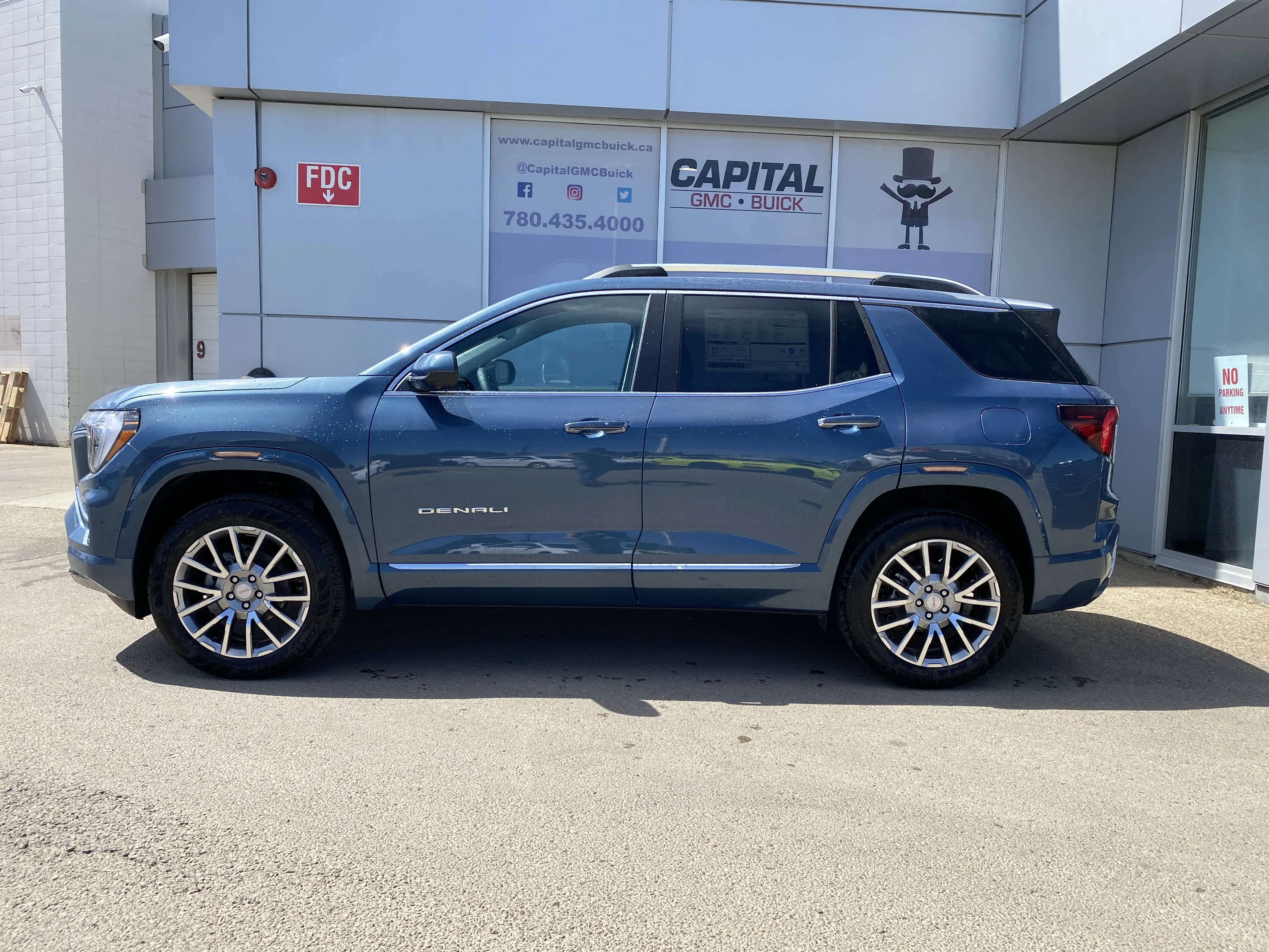 New 2026 DOWNPOUR METALLIC GMC AWD Denali image 3