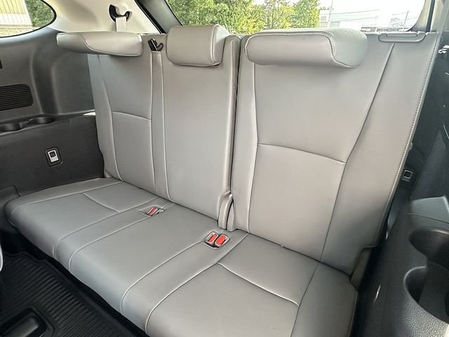 Used 2023 Red Toyota Platinum image 17