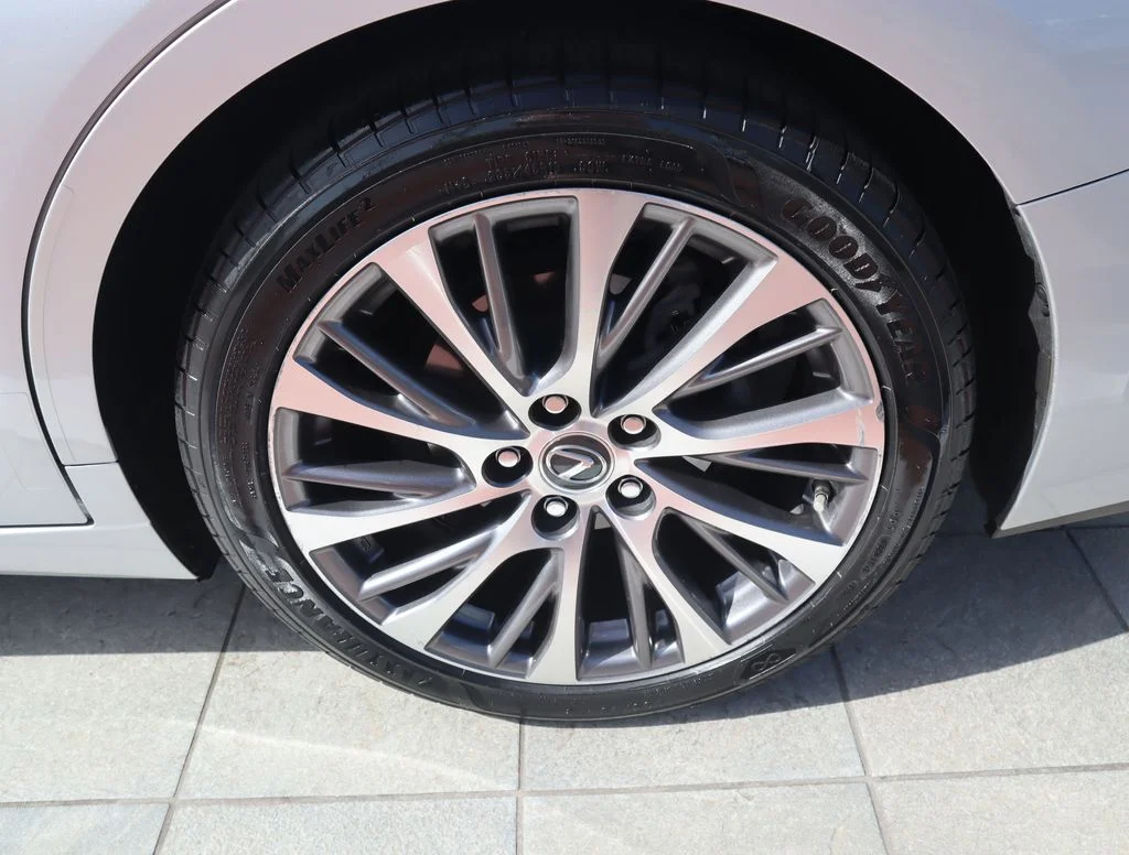 Used 2021 Silver Lexus 350 image 10