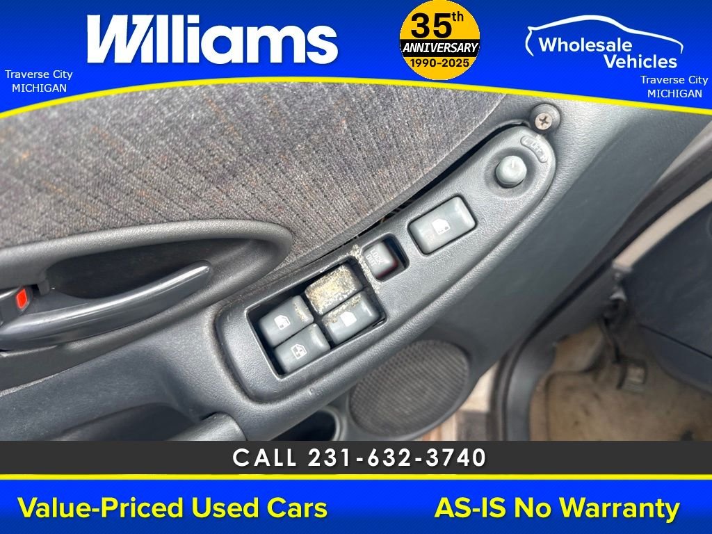 Used 2001 Galaxy Silver Metallic Pontiac GT image 25