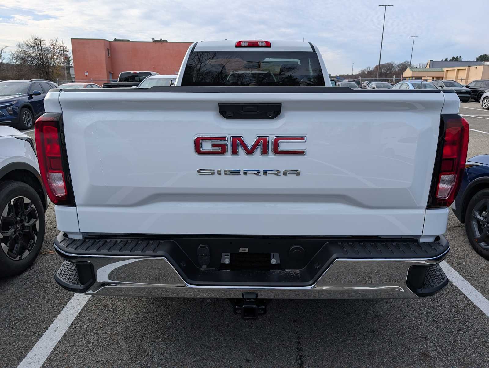 2026 GMC Sierra 1500 Pro - Photo 8