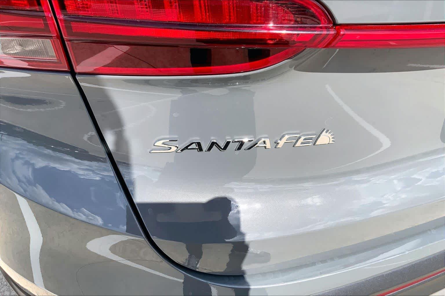 Used 2023 Hampton Gray Hyundai SEL image 10
