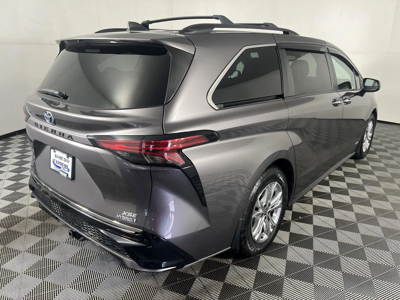 Used 2021 Predawn Gray Mica Toyota XSE image 20