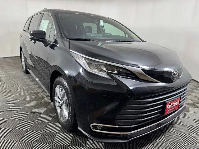 2026 Toyota Sienna Limited 7-Passenger Hybrid AWD's photo