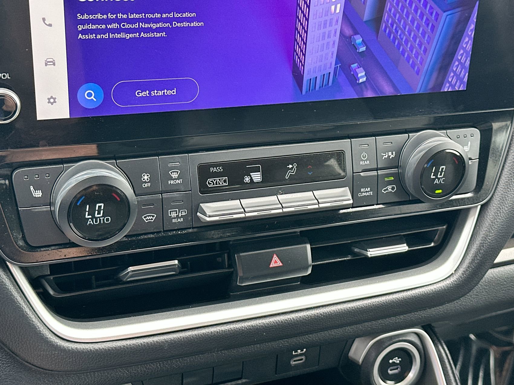 Used 2024 Wind Chill Pearl Toyota XLE image 18