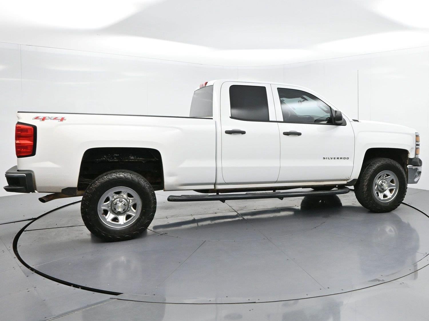 Used 2014 Summit White Chevrolet Work Truck image 8