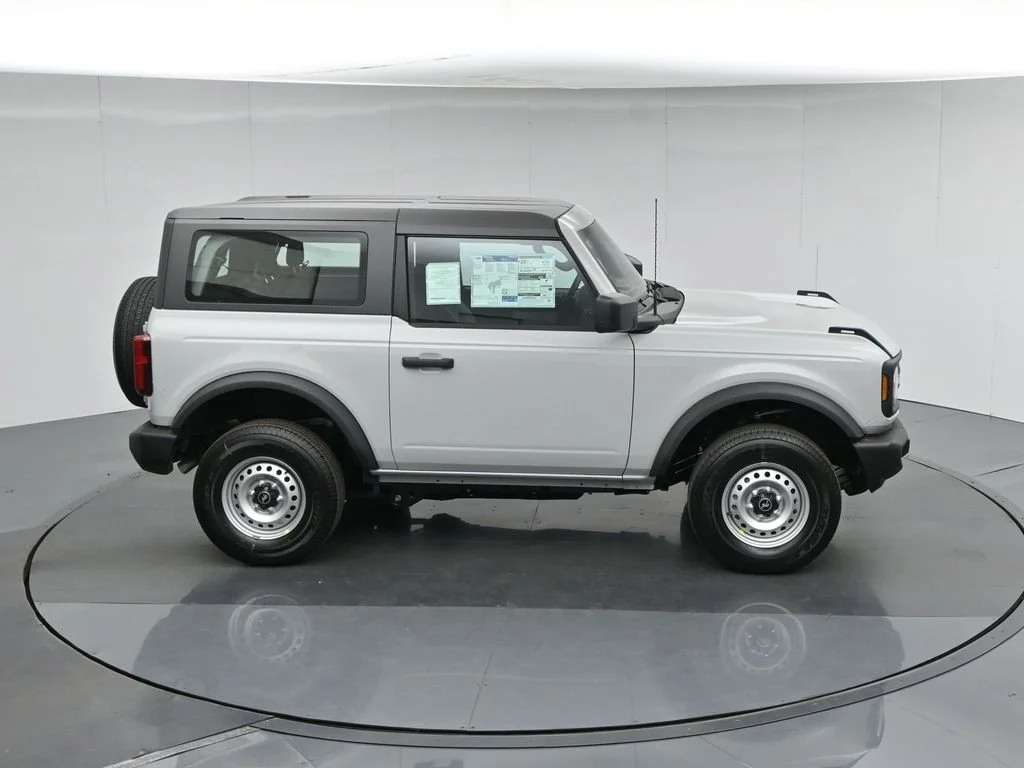 New 2026 Avalanche Gray Ford Base image 36