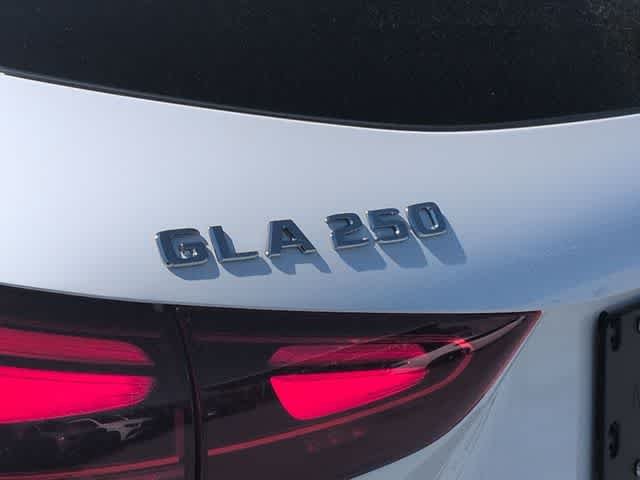 New 2026 Polar White Mercedes-Benz GLA 250 image 14