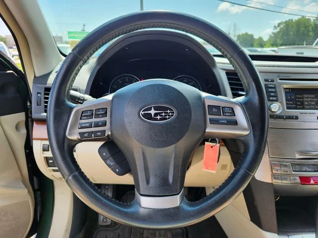 Used 2014 Green Subaru 2.5i image 33