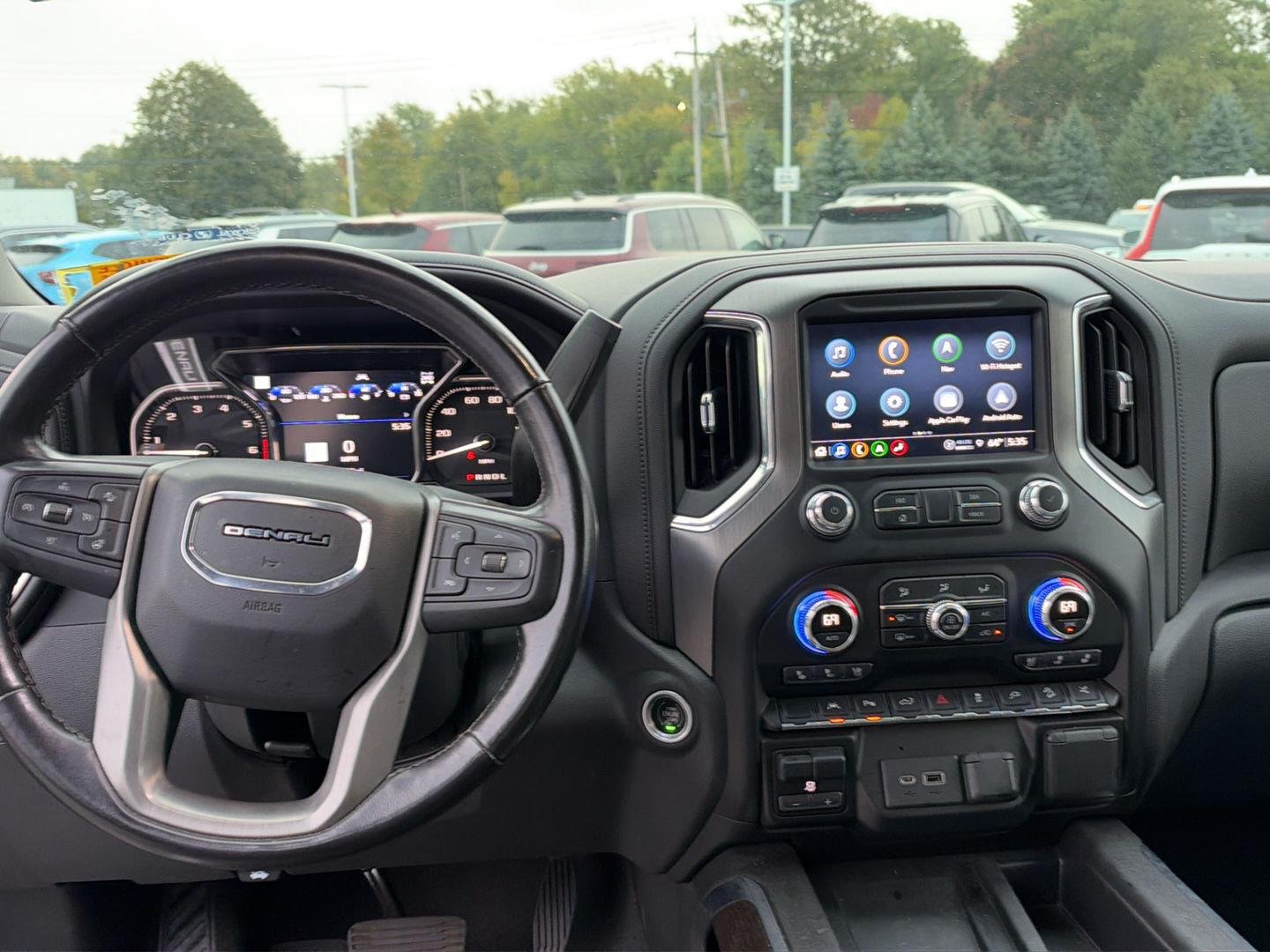 Used 2022 Onyx Black GMC Denali image 15