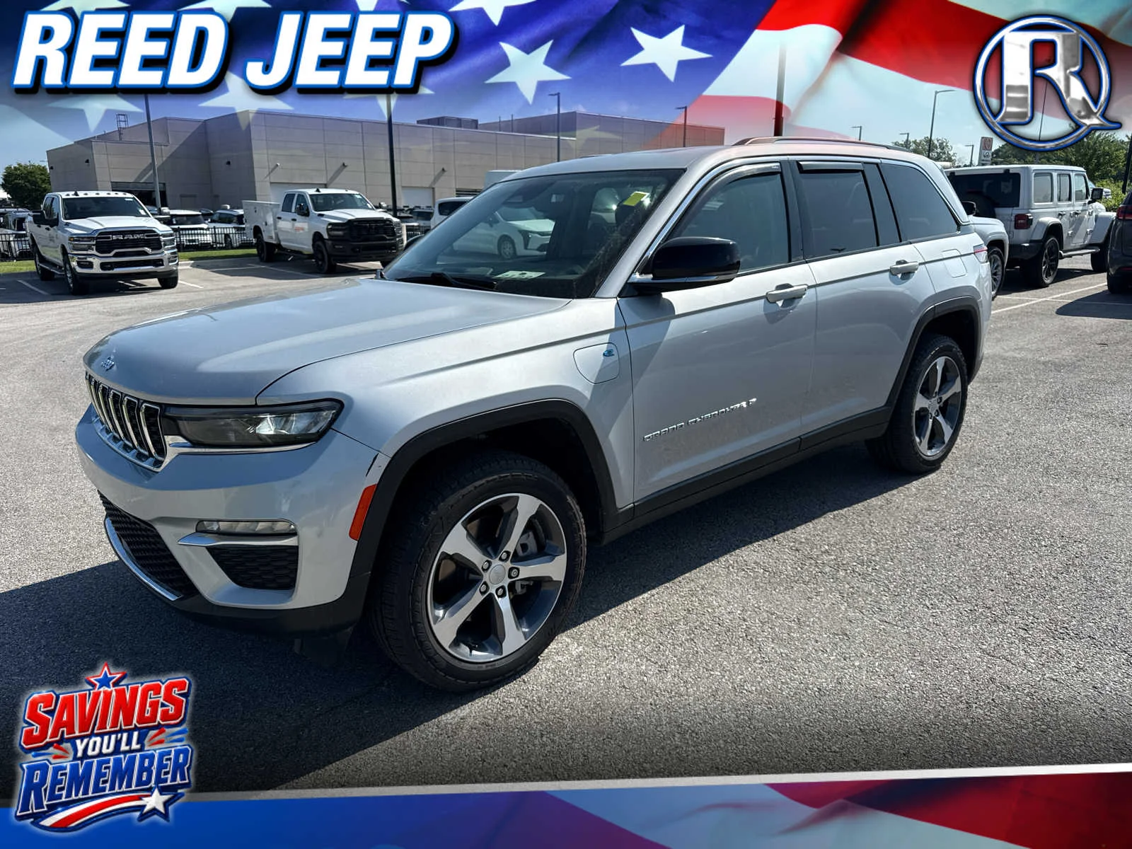 2023 Jeep Grand Cherokee 4xe 4x4's photo