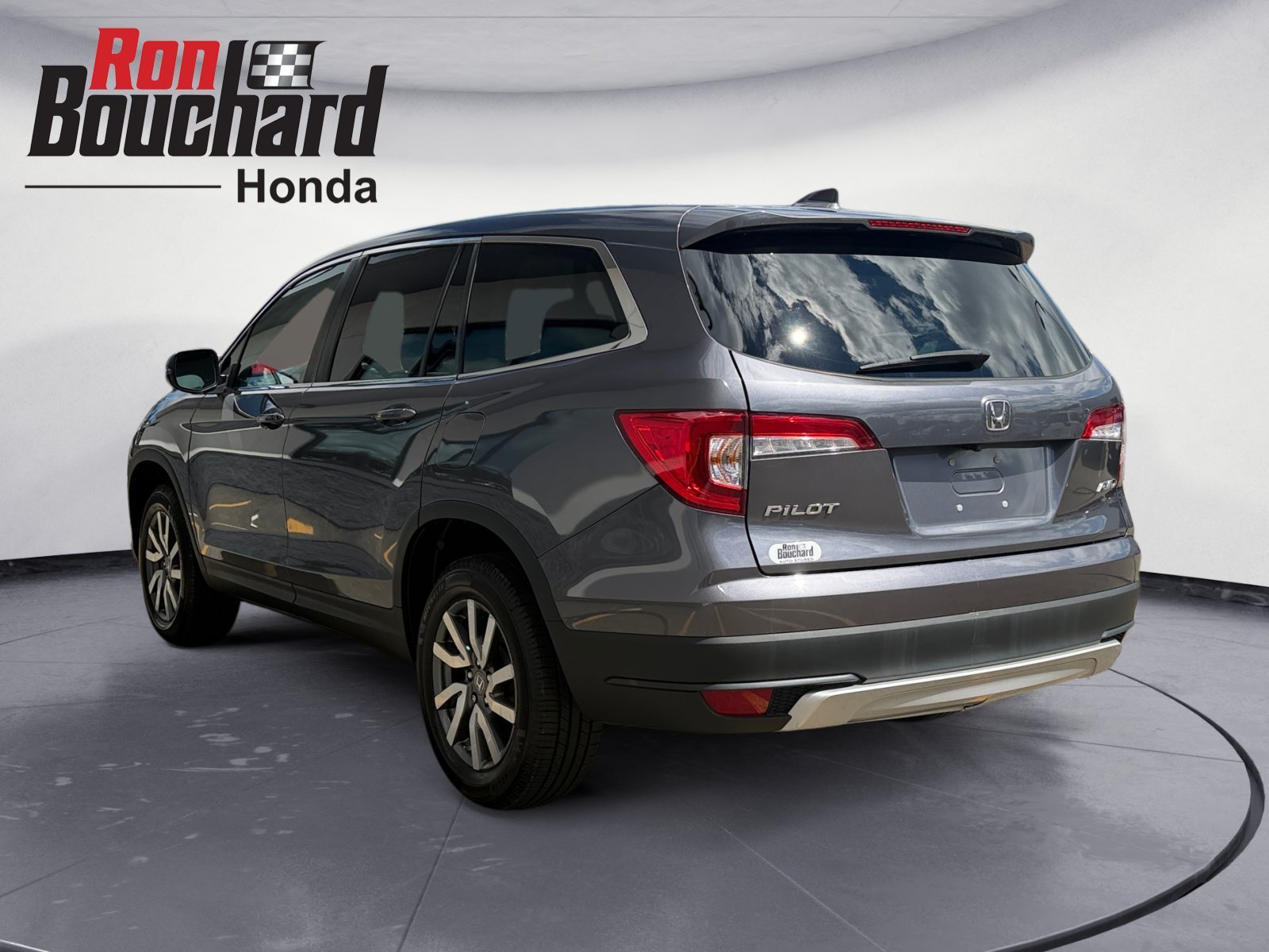 Certified Used 2020 Gray Honda EX image 4