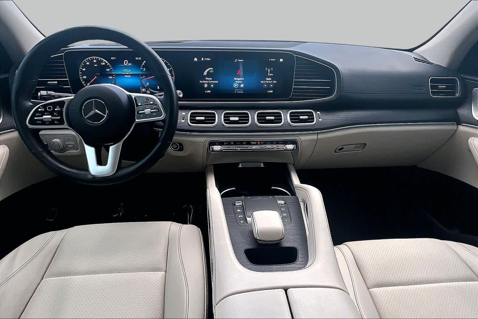 Used 2022 MANUFAKTUR Diamond White Metallic Mercedes-Benz GLE 350 image 14
