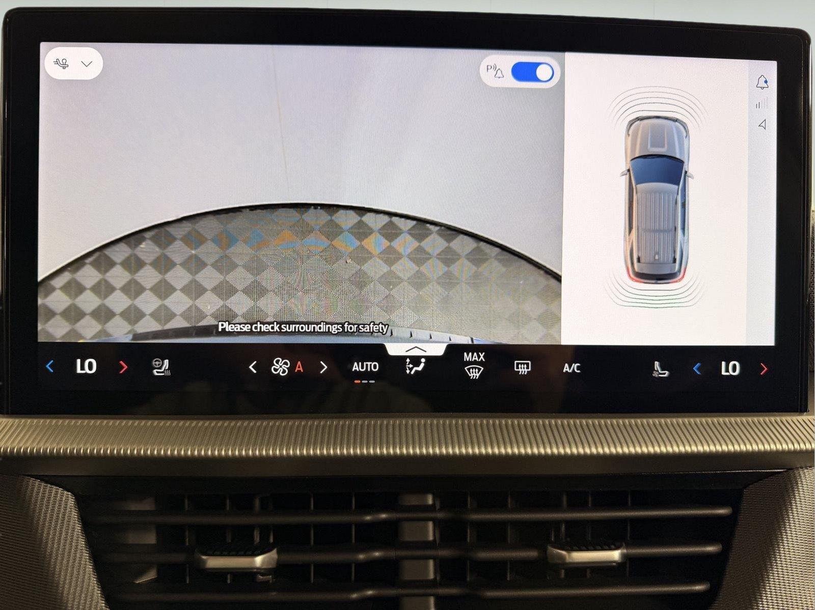 2026 Ford Explorer ST - Photo 44