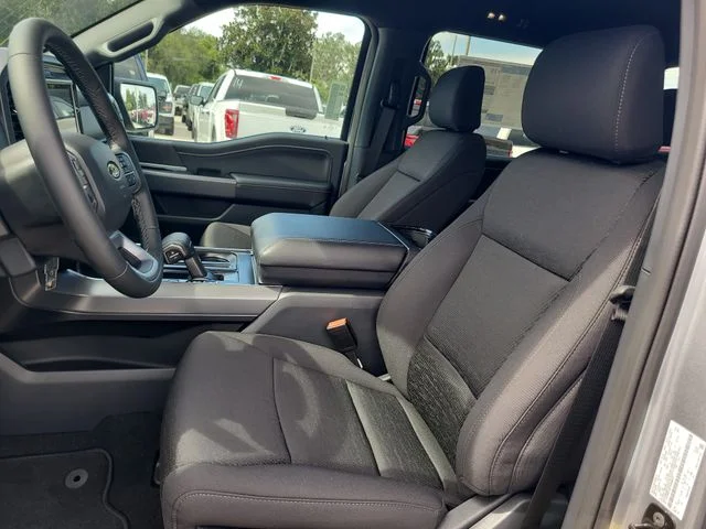 New 2026 Silver Metallic Ford XLT image 19