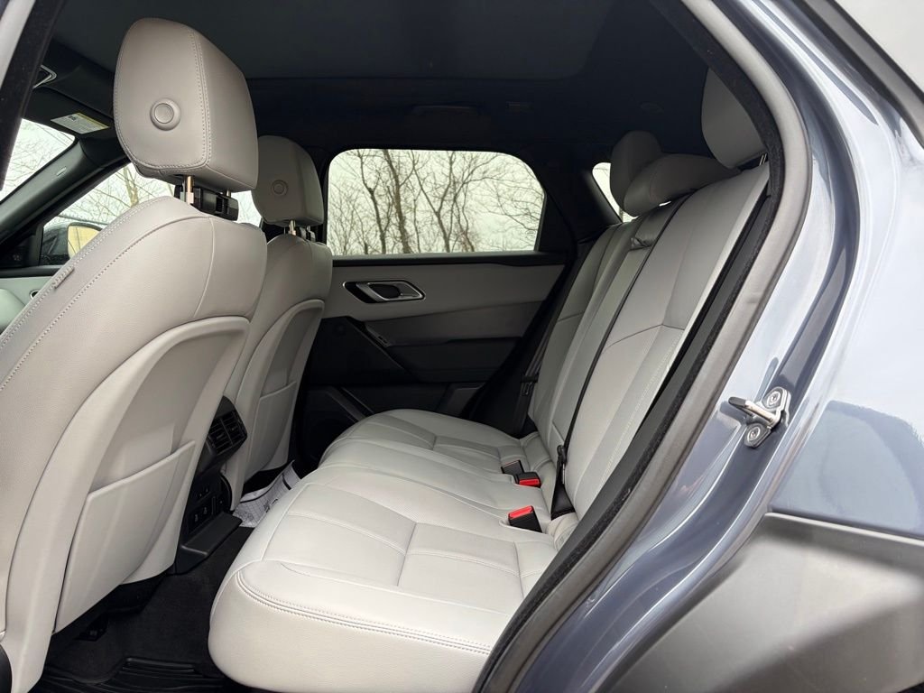 Used 2026 Blue Land Rover S image 13