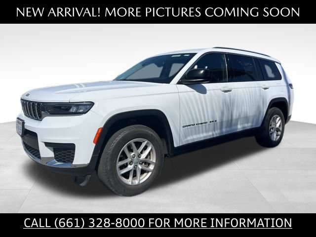 2023 Jeep Grand Cherokee L Laredo's photo