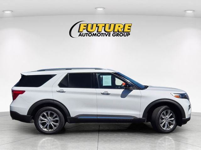 Used 2022 White Ford Limited image 3