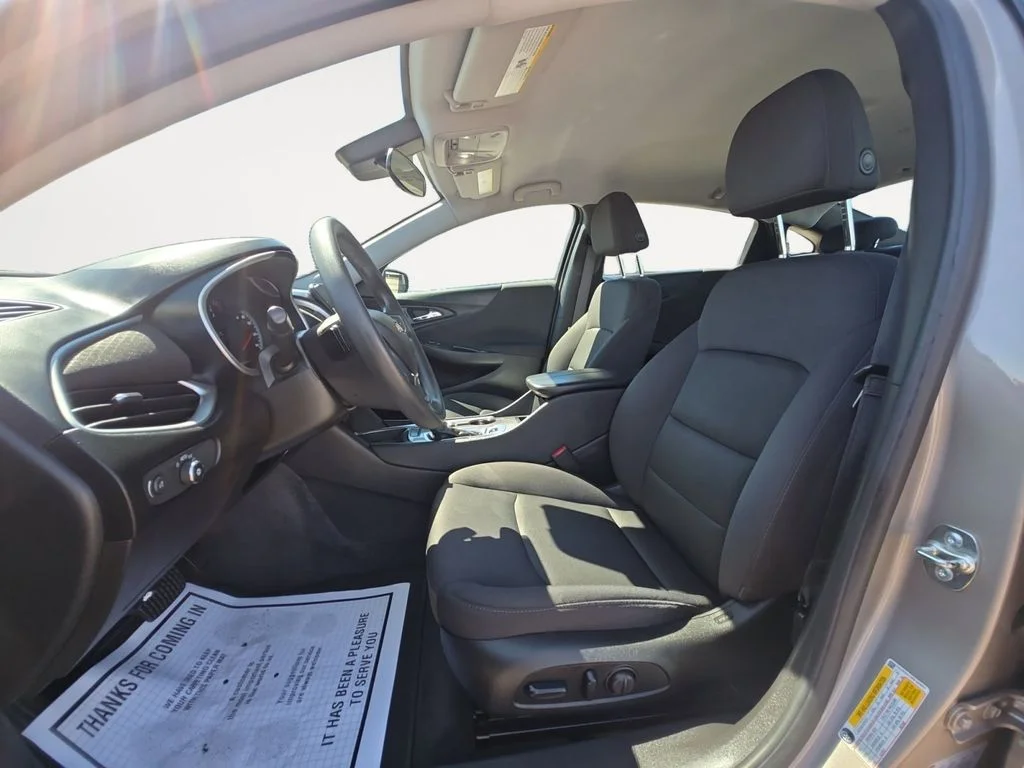 Used 2024 Gray Chevrolet LT image 9