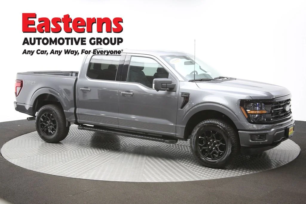 Used 2024 Gray Ford XLT image 45