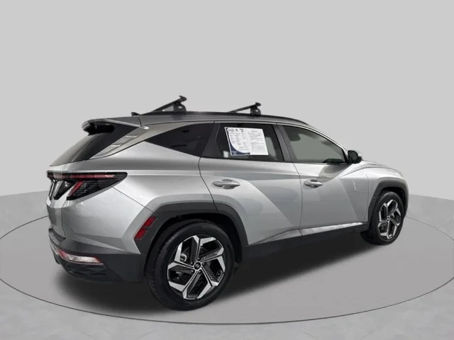 Used 2023 Silver Hyundai SEL image 14