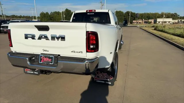 New 2026 Bright White Clear-Coat Exterior Paint RAM Tradesman image 8