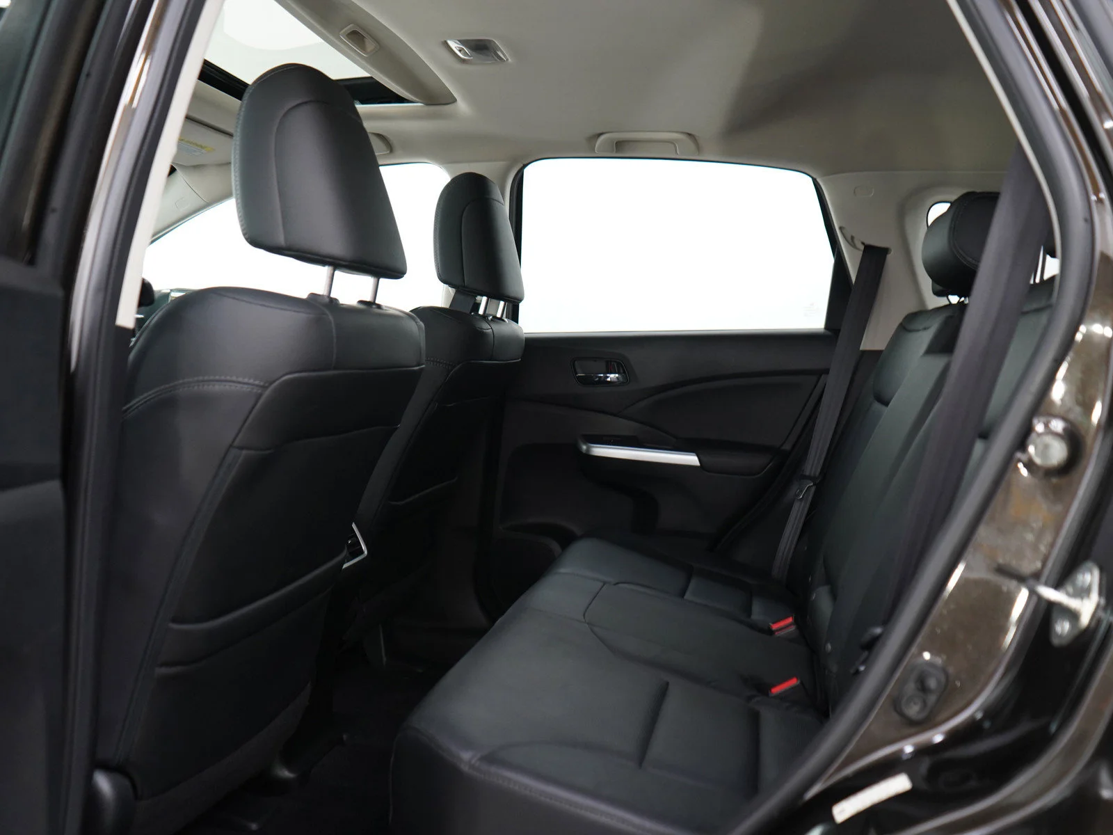 Used 2015 Black Honda 4D WAGON TOURING 4WD image 18