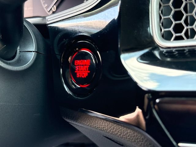 Certified Used 2025 Crystal Black Pearl Honda LX image 27